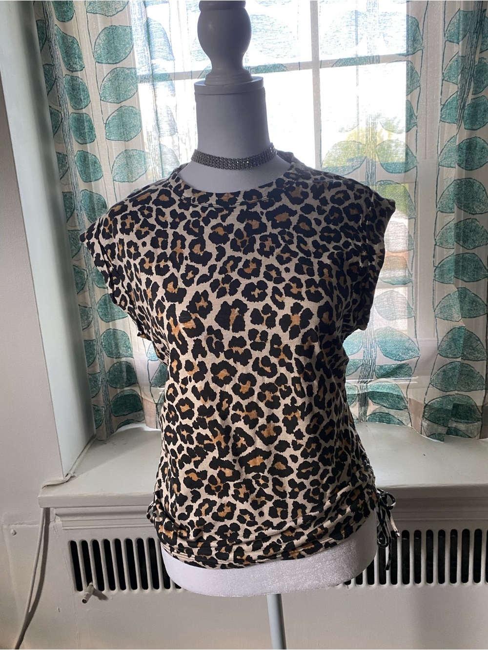DKNY Leopard Print Short Sleeve Tee in Brown, Black, Cream